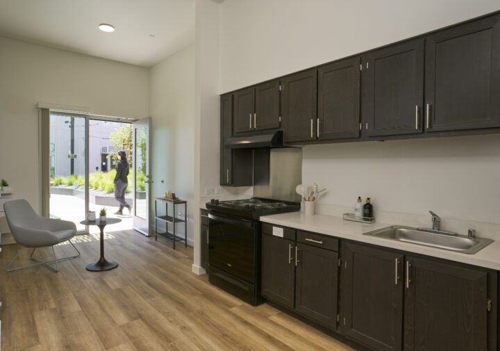Dorris M Vincent Apartments, Affordable Housing Architect San Francisco, VMWP, unit connection to courtyard — Photography: Ken Gutmaker