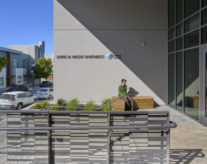 Dorris M Vincent Apartments, Affordable Housing Architect San Francisco, VMWP, entry bench — Photography: Ken Gutmaker