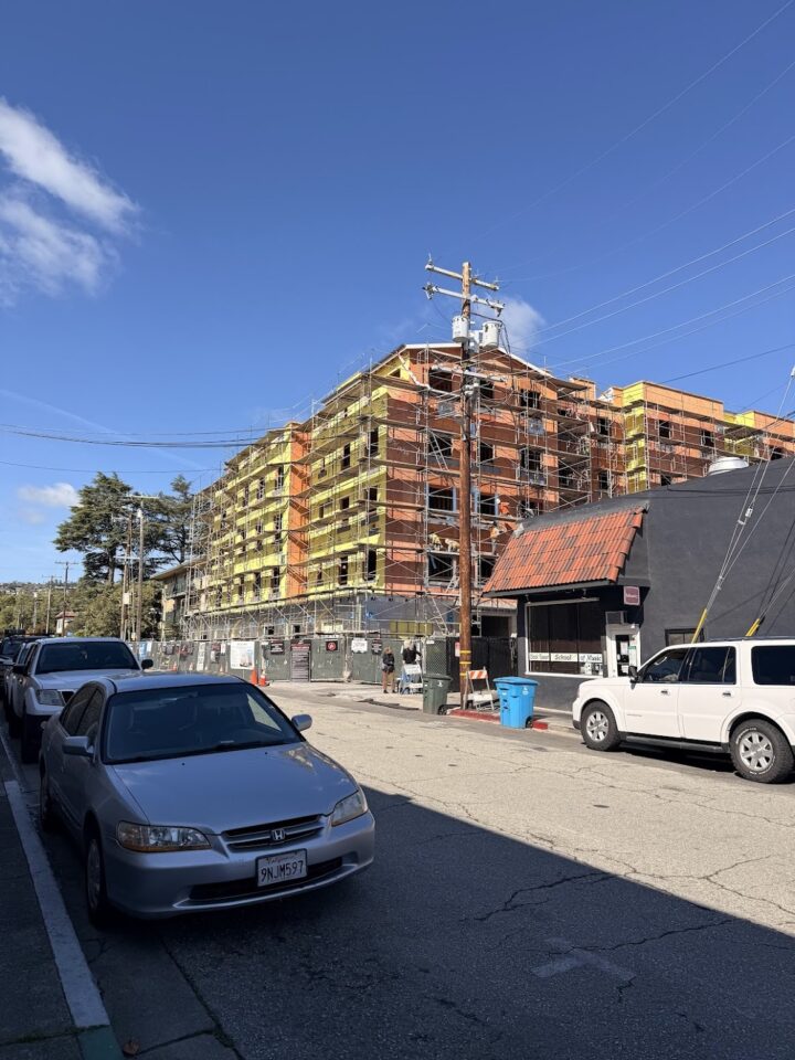 VMWP-Cherry_Street-Affordable_Family_Housing-under construction, scaffolding — Image: VMWP