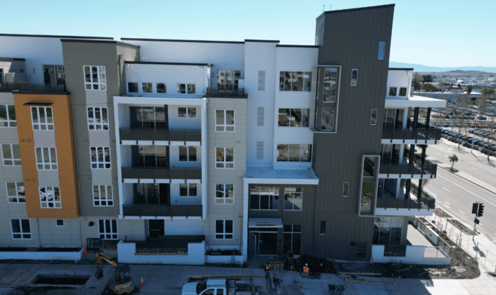 1806 VMWP-Emerson Park at Metro Crossing-Market_Rate_condos-Fremont