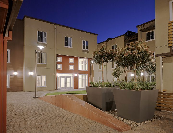 VMWP-Arboleda-family-housing-disabled-supportive_housing-evening