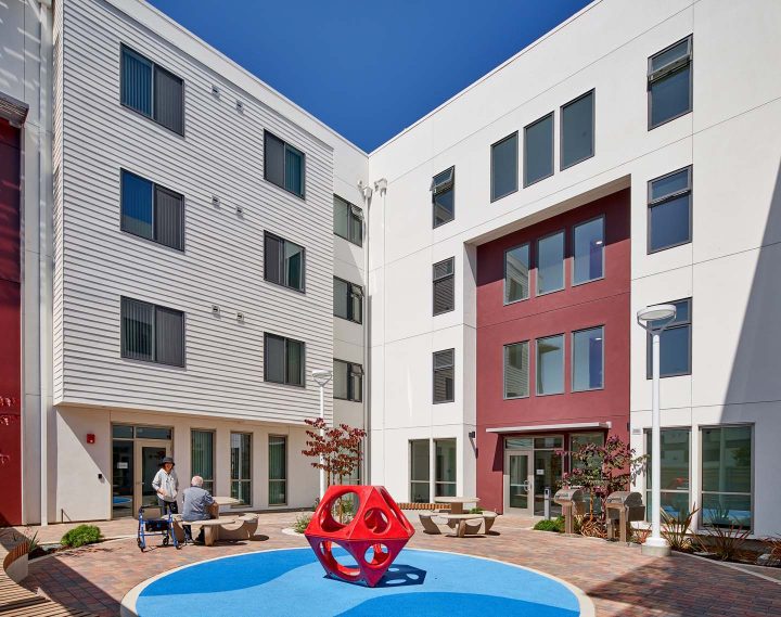 VMWP-Bell-Street-affordable_housing-motel_conversion-supportive-homeless-reuse-playground- — Photo: Keith Baker