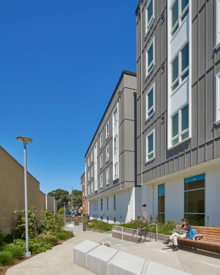 Islais Place, paseo, VMWP San Francisco Affordable Housing architect — Photography: Keith Baker