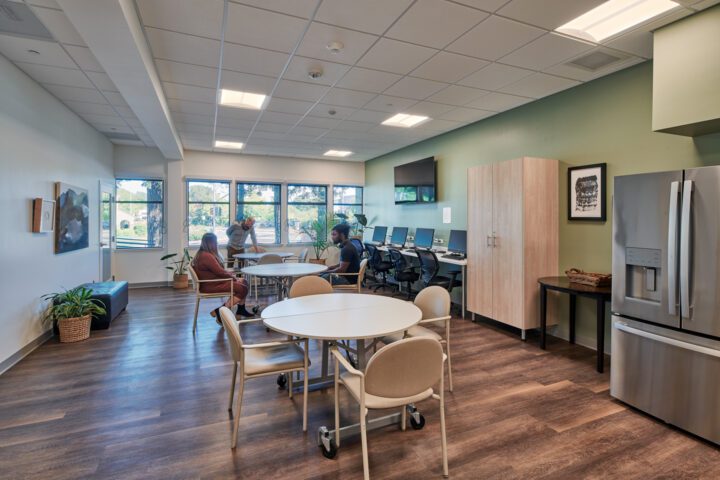 VMWP adaptive reuse, office conversion, Casa Canal, common room — Photo Credit: Keith Baker